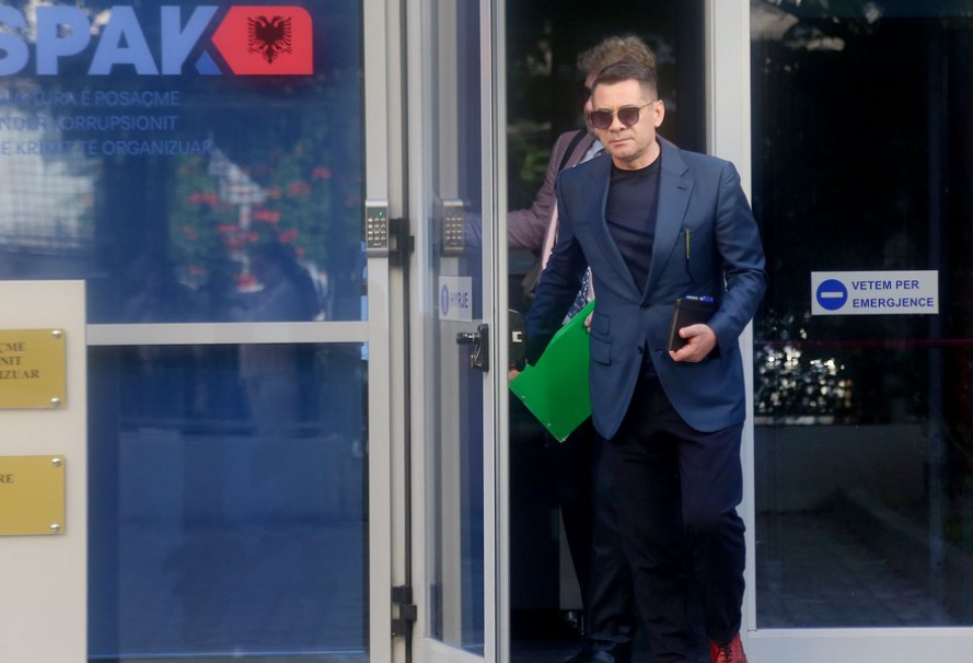 Arben Ahmetaj reagon pas lajmit se është kërkuar esktradimi i tij: E pavërtetë
