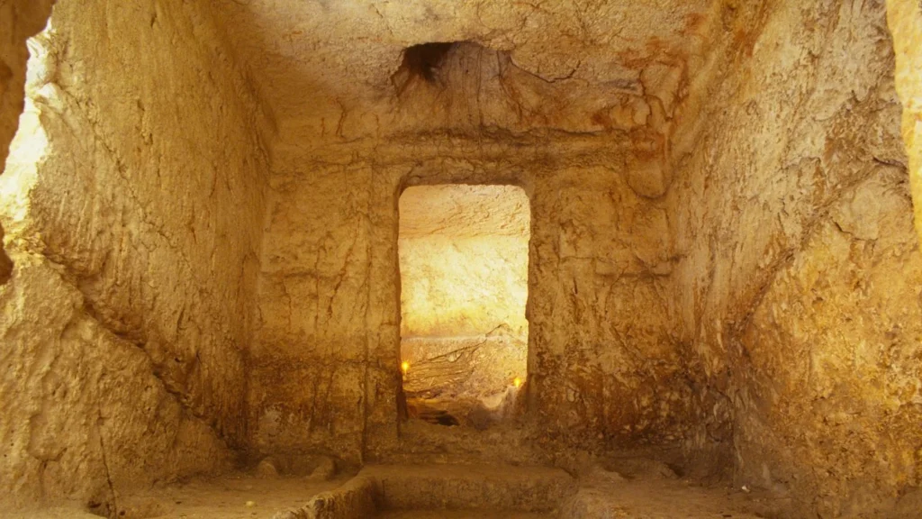 Arkeologët gjejnë varrin 5000-vjeçar: Mund të jetë ‘porta’ për mbretërinë prehistorike