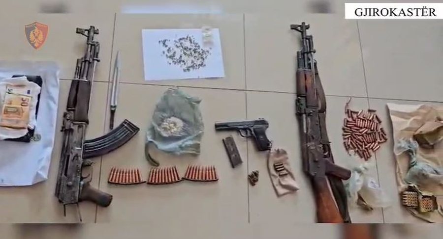 Armë, municione, drogë dhe para, tre të arrestuar në Gjirokastër, dy në kërkim