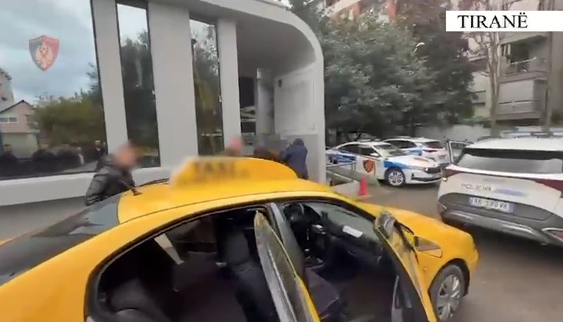 Arrestimi i ish-ushtarakut, zbardhet dëshmia/ Armët vinin nga Kosova dhe u shiteshin grupeve kriminale në Fresk dhe Kamëz