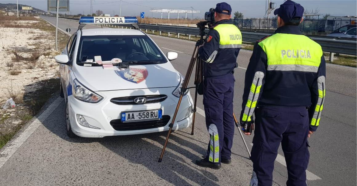 Arrestohet shoferi i dehur në drejtim të automjetit, Policia e Shkodrës procedon penalisht edhe 2 shoferë