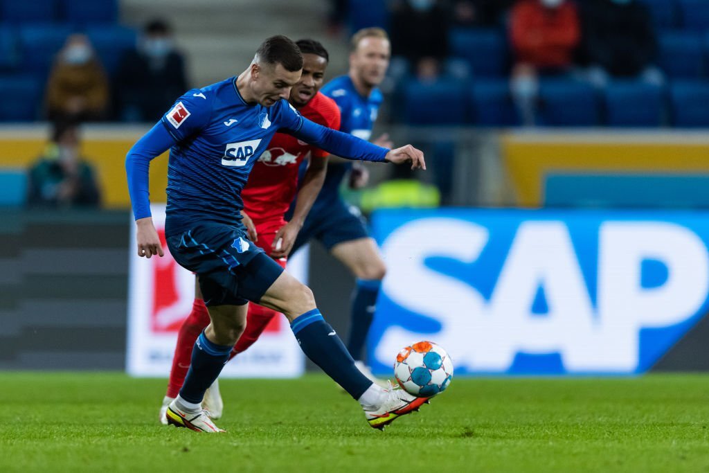 Asllani “fikson” gjigandët gjermanë, shfaqin sërish interes për sulmuesin dardan