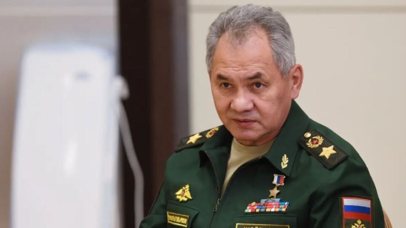 Atentat ish-ministrit rus të Mbrojtjes teksa vizitonte varrin e një familjari, si arriti të shpëtonte Sergei Shoigu
