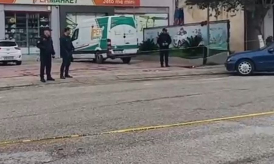 Atentat ndaj një makine në qendër të Lushnjes, gjendet i djegur mjeti i autorëve