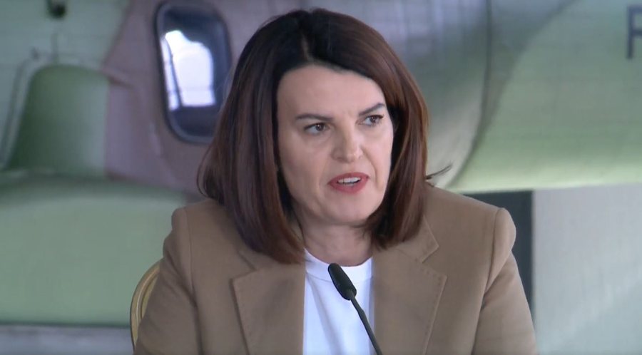 Atentati në Rinas, ministrja Koçiu thërret në zyrë drejtorin e AMP, Eduart Merkaj