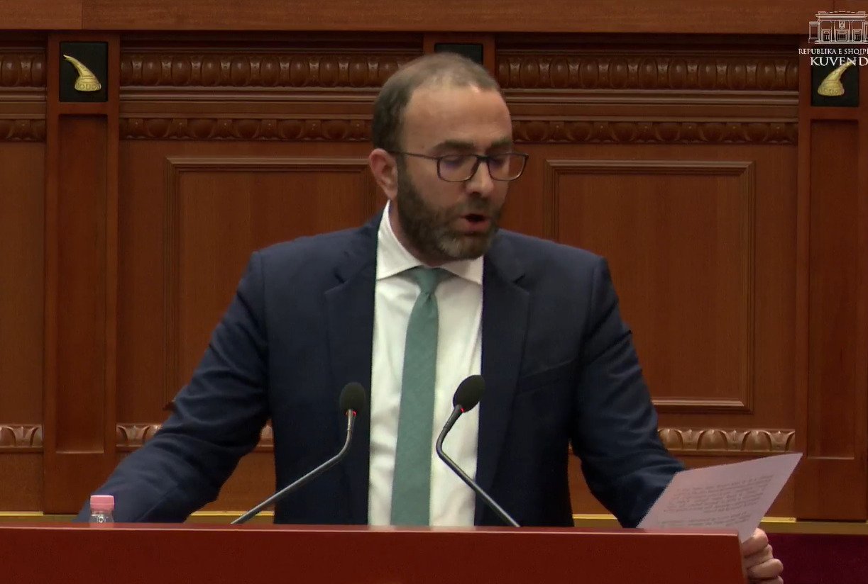 Bardhi deklaron votën e demokratëve kundër buxhetit: Jemi me Shqipërinë dhe jo pengmarrësit