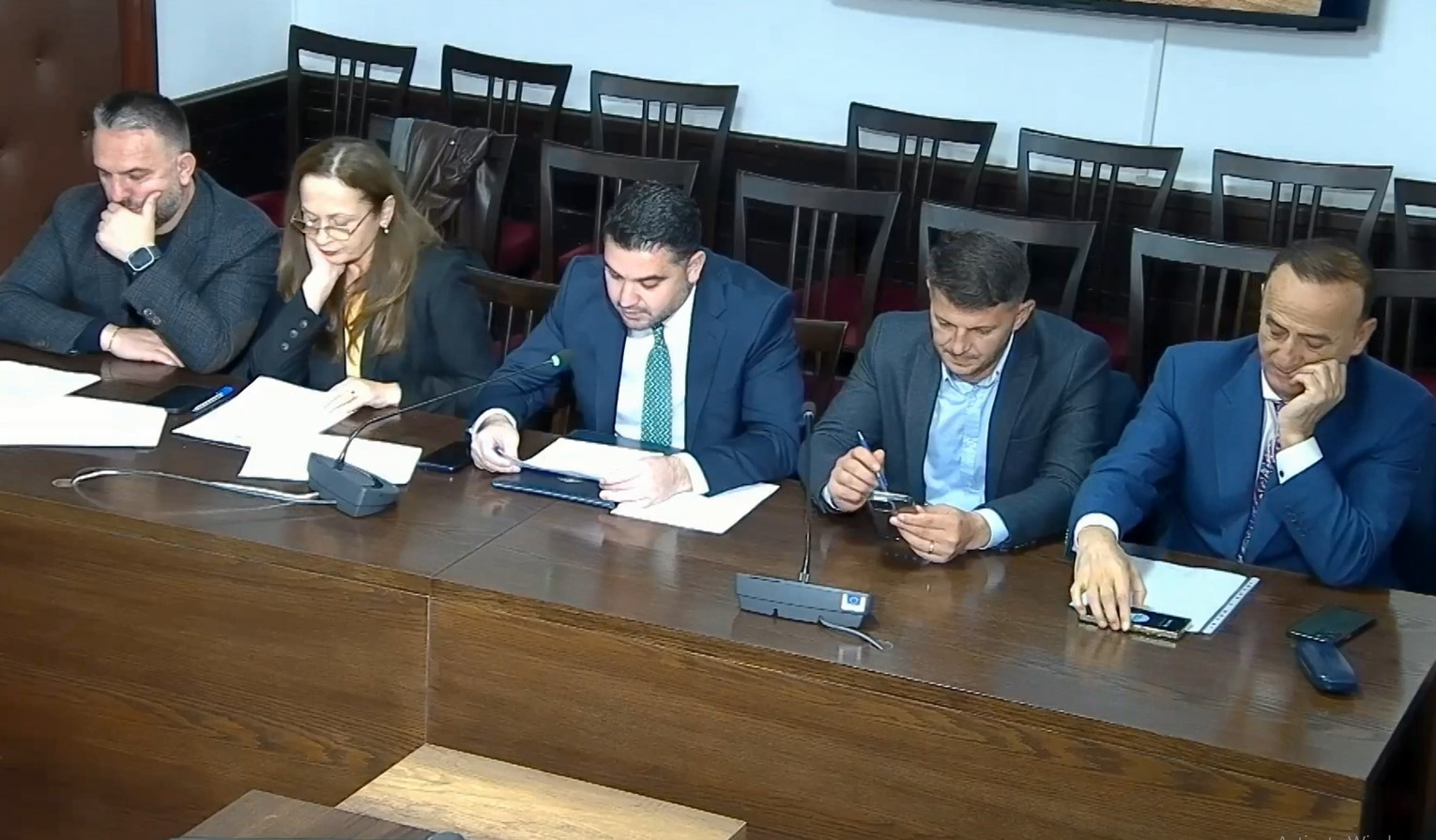 Bashkitë duan më shumë para, të zgjedhurit vendor: Duhen fonde për investimet në fshatra