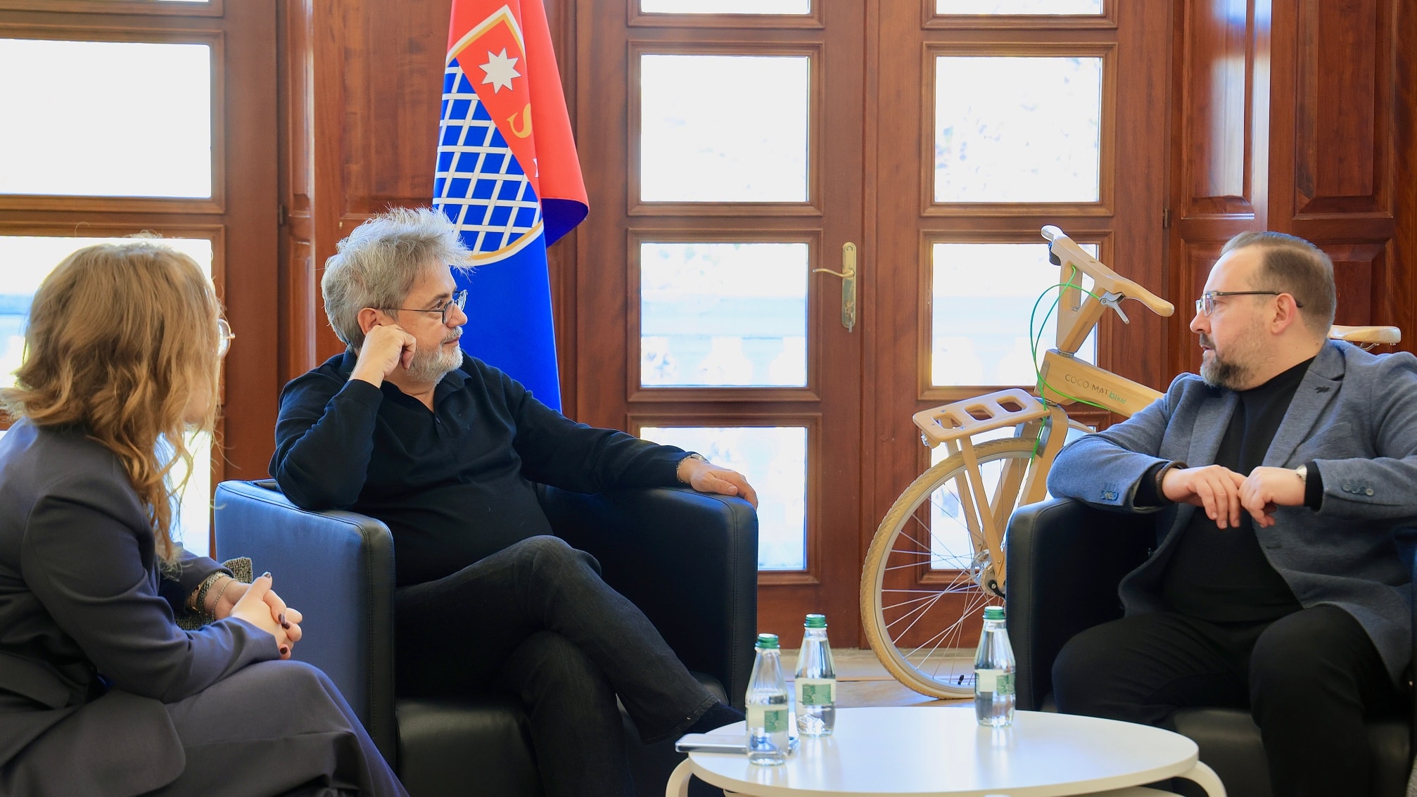 Benet Beci takim me drejtuesit e Postës Shqiptare: Prioritet përmirësimi i shërbimeve për qytetarët e Shkodrës