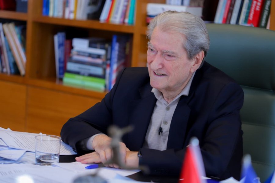 Berisha: Kandidatët e primareve i kam takuar. Angazhimi ynë total ka qenë në mbrojtjen e votës përballë partisë-shtet