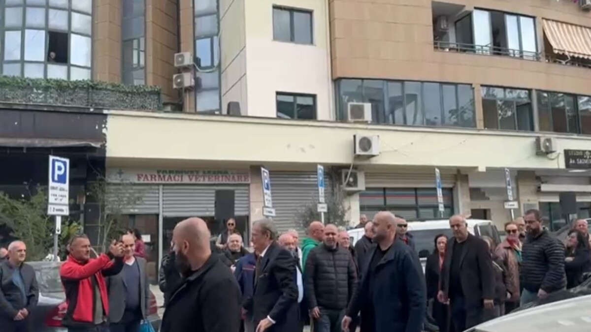 Berisha paraqitet në SPAK, zbaton masën ‘detyrim paraqitje’