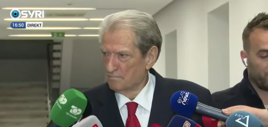 Berisha: Platforma e opozitës do të vendoset para kryeministrisë, kërkojmë largimin e dyshes më famëzezë të korrupsionit, Rama-Balluku