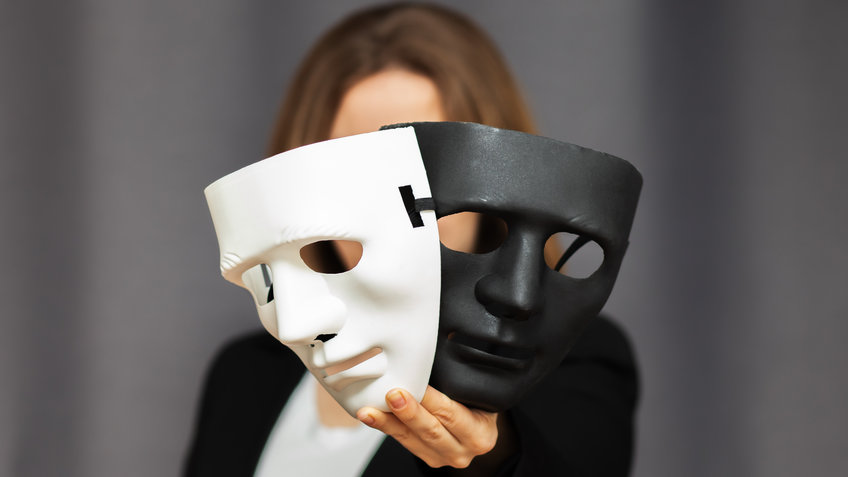 Besoni ose jo, por personaliteti ynë ndryshon përgjatë viteve! A e dini pse?