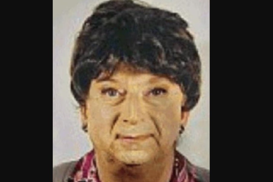 Burri maskohet si nëna e vdekur për t’i marrë pensionin, detajet që tradhtuan 56-vjeçarin