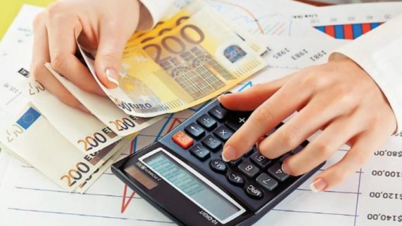 Buxheti 2026, 9 miliardë euro/ Qeveria miratoi projekt-buxhetin. Dokumenti do të kalojë shpejt në Parlament