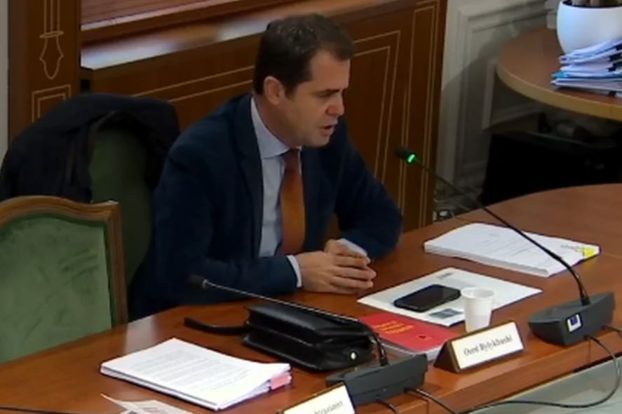 Bylykbashi/ Situata me opozitën në Kuvend, instrument kontrolli që…