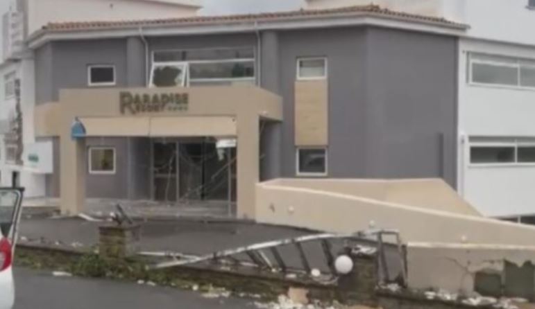 ‘Çmendet’ moti/ Ky vend “pushtohet” nga tornado ‘Adel’, ndërpritet energjia elektrike në disa zona dhe dëmtohen banesat