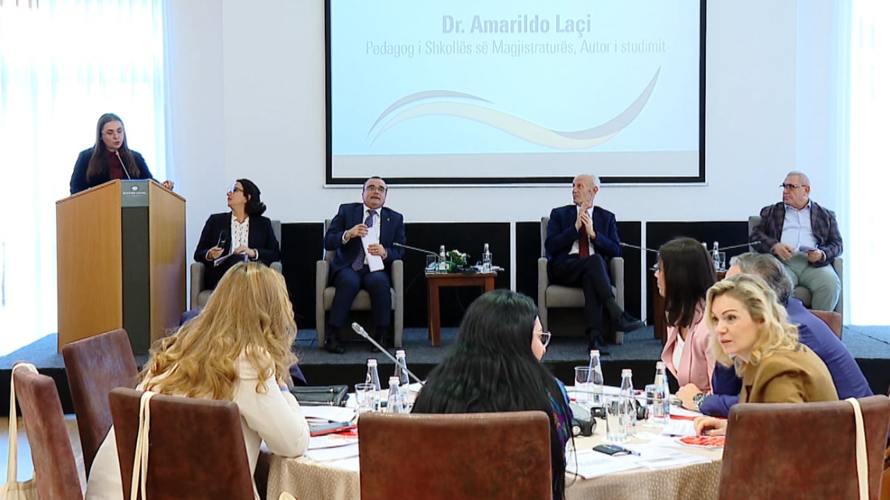 Çmimi “Jakov Xoxa”, përzgjidhen autorët e rinj dhe do të shpallen edhe fituesit në fund të muajit dhjetor