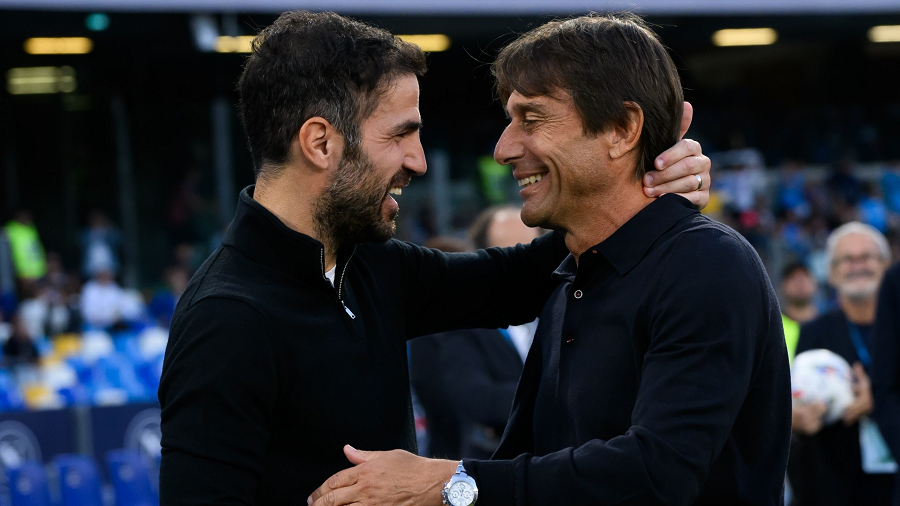 “Conte, një nga trajnerët më të fiksuar pas taktikës”. Rrëfehet Fabregas: “Kam mbajtur shënime prej tij”