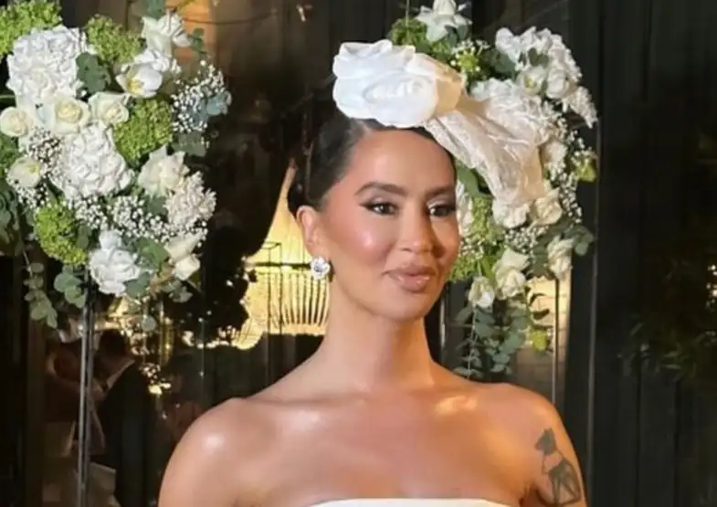 Dafina paralajmëron këngë të re dhe bashkëpunim surprizë me një artist shqiptar