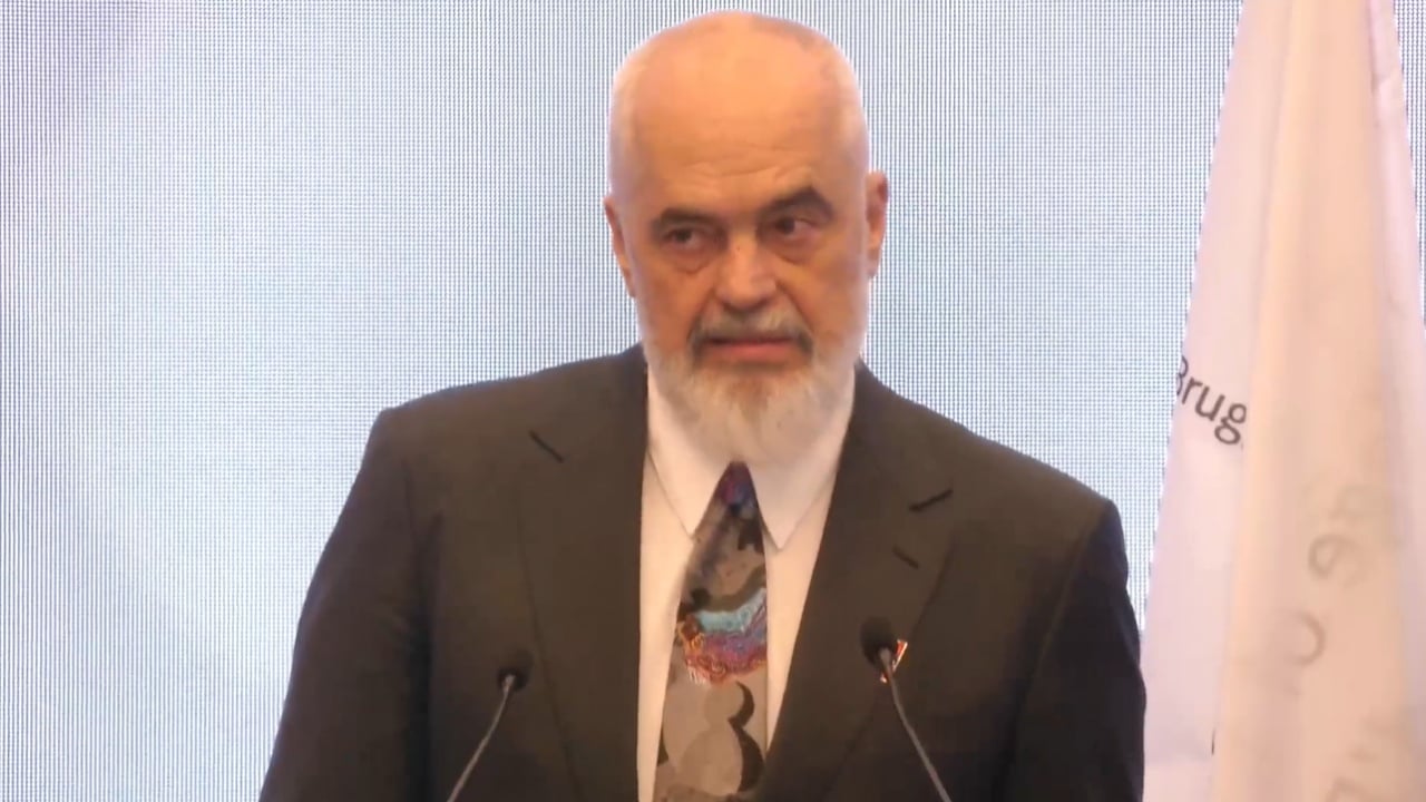 Dëbimi i 700 familjeve shqiptare, Rama i përgjigjet sekretares së Brendshme britanike: Pëshpërimë statistikore, kërkon të fitojë pikë politike