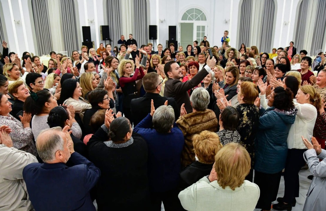 Deputetja Bylykbashi në Cërrik me Forumin e Gruas Socialiste: Mbështetje për Florenc Dokën