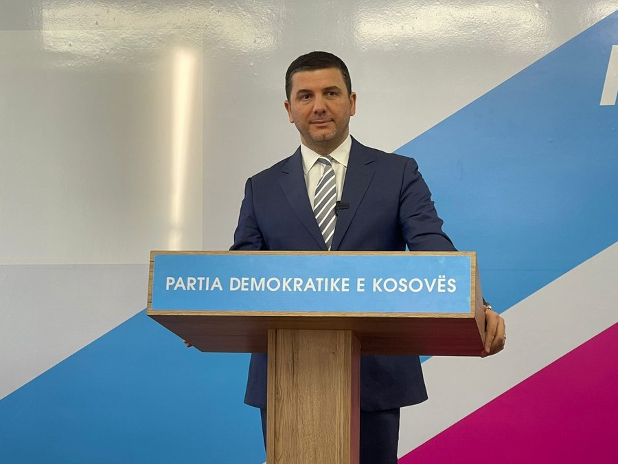 Dha dorëheqjen si kryetar, Krasniqi: Kandidati i ardhshëm për kryeministër duhet të jetë kreu i PDK-së