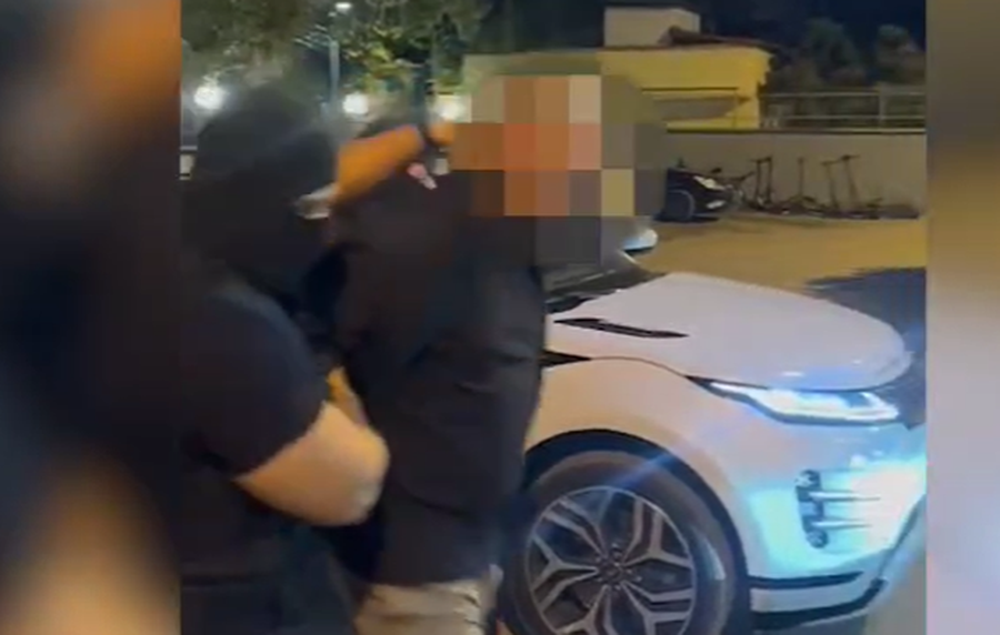 Dhunoi punonjësin e burgut të Fierit, arrestohet 32-vjeçari dhe 4 bashkëpunëtorët