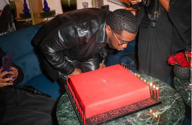 Diddy feston 56-vjetorin në burg, si e kaloi ditëlindjen reperi me shokët e qelisë