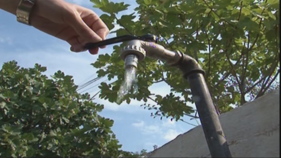 Disa zona të Tiranës mbeten pa ujë/ Shkak rrëshqitja e masivit shkëmbor në digën e Bovillës