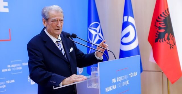 Ditën kur Gjykata Supreme e SHBA sanksionoi dy gjini, në parlamentin e votës së vjedhur iu vu kazma familjes shqiptare