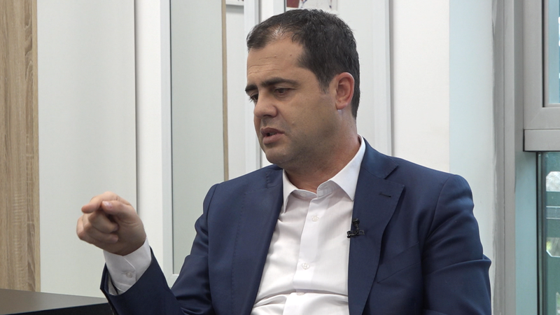 “Do zhduket pluralizmi brenda Parlamentit”, Bylykbashi kundër propozimit për reduktimin e numrit të deputetëve