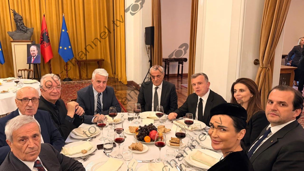 Dreka e lamtumirës për ish-kryeministrin Nano/ Majko, Ruçi e Balla në një tryezë me djalin e Rugovës dhe bashkëpunëtorët e ngushtë të Hashim Thaçit