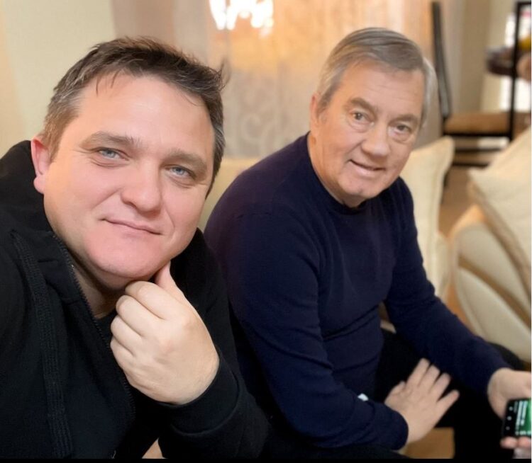 Dy vite nga vdekja e Zef Dedës, Juli i kushton fjalët e ndjera të atit