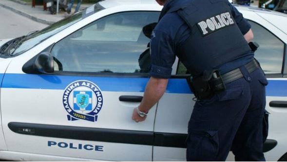Dyshohet se ka kryer veprime të turpshme me të mitur, merret nën hetim shqiptari në Greqi