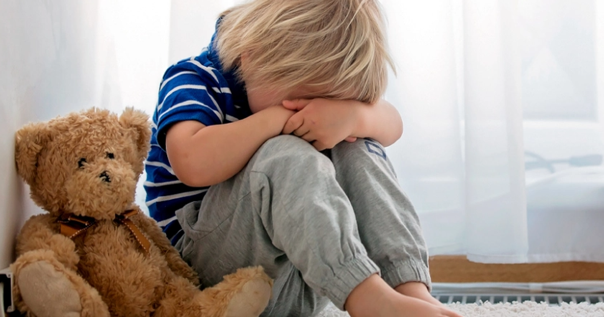 E rëndë në Greqi/ Daja ngacmoi seksualisht nipërit 2 dhe 4 vjeç, bashkëpunoi me shqiptarin, në telefon iu gjet…