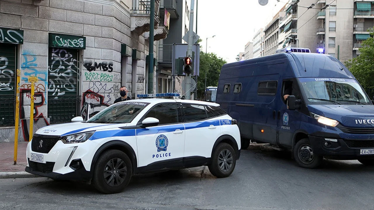 (EMRI)Arrestohet shqiptari në Greqi, konsiderohej ‘koka’ e grupit të trafikut të narkotikëve/ Droga kalonte përmes Rusisë..