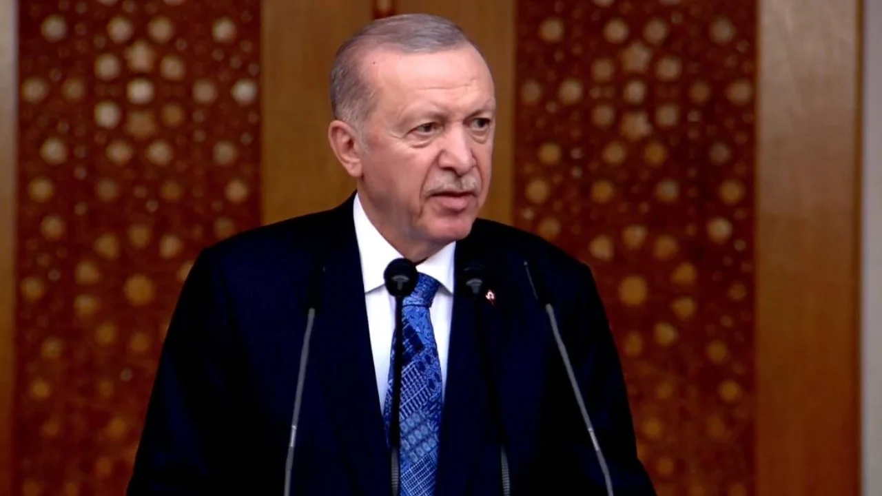 Erdogan do të zhvillojë bisedë telefonike me Putin të hënën, në fokus lufta në Ukrainë