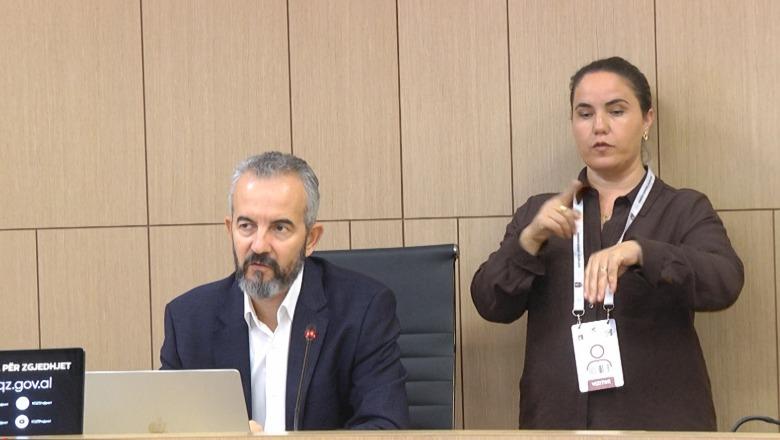 “Është raportuar për dy problematika…”/ Procesi zgjedhor, Celibashi deklaratë për mediat: Jemi duke e verifikuar