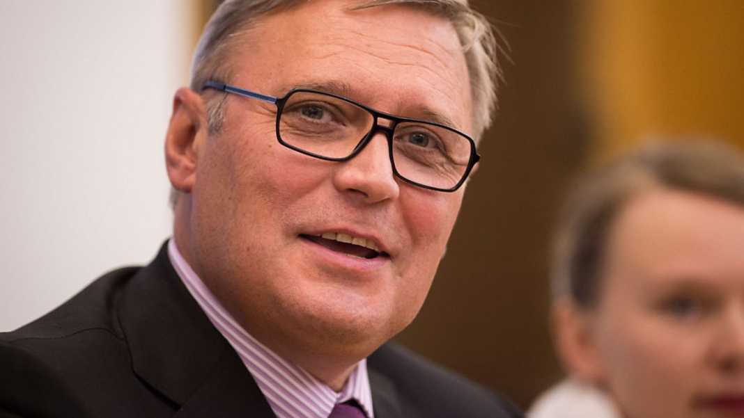 Etiketohet si “agjent i huaj”- Rusia shton në listën e terroristëve ish-kryeministrin, Mikhail Kasyanov