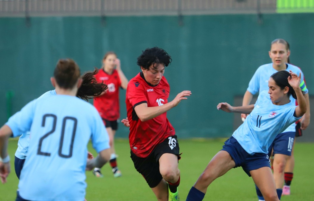 Euro U-19 për vajza: Shqipëria dështon ndaj Luksemburgut dhe mundet thellë