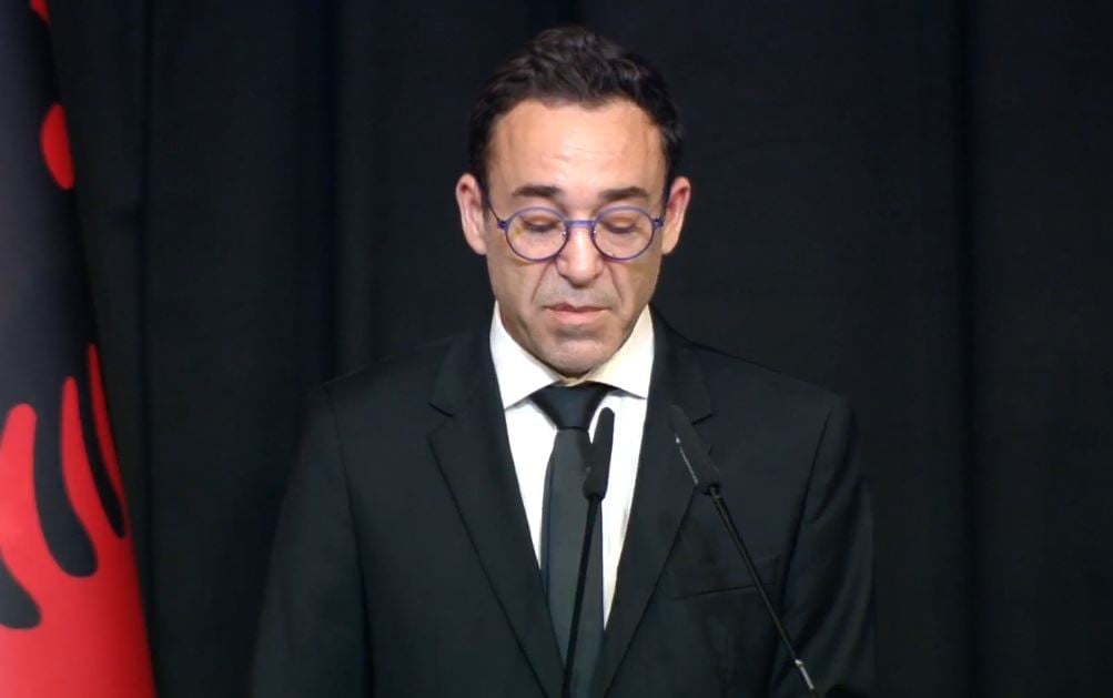 “Faleminderit kampion”, fjalimi prekës i të birit: Fatos Nano nuk e kishte frikë humbjen, ishte kalorës