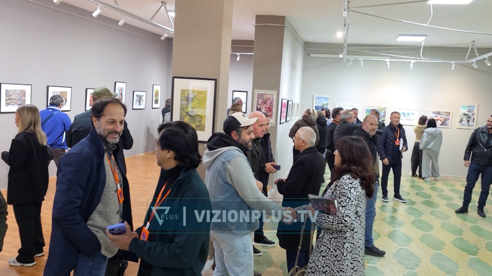 Festivali i Akuarelit në Pogradec, artistë nga më shumë se 30 vende të botës bashkohen në qytetin liqenor