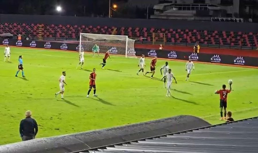 Flamurtari mund Bylisin, festa e dytë e vlonjatëve për këtë sezon