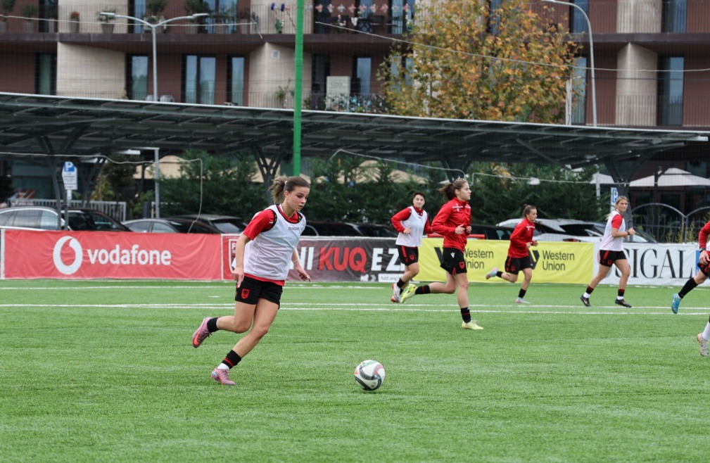 FSHF gjen zgjidhje, Kombëtarja e vajzave udhëton drejt Stambollit