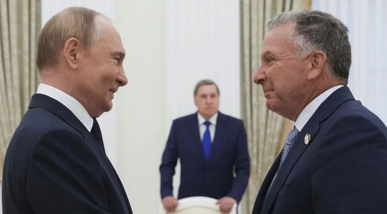 Gjueti globale për “dorën e padukshme”: Çfarë nxori zbuluar telefonata Witkoff-Ushakov