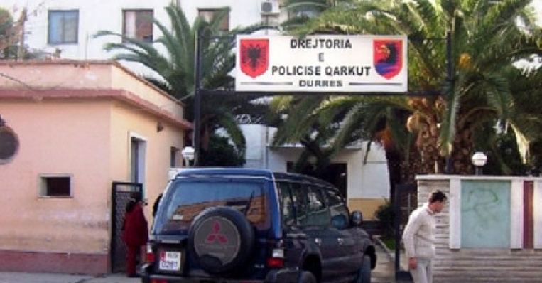 Goditi mjekun me grusht, arrestohet 49-vjeçari në Shijak