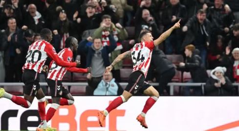 Goli i parë me fanellën e Sandërlendit/ Granit Xhaka e bën “sefte” me skuadrën e re në Premier Ligë