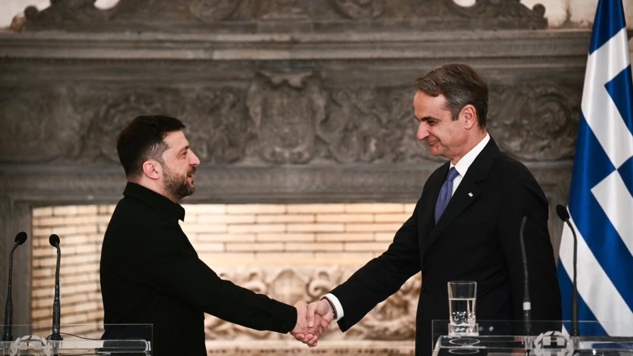 “Greqia bëhet nyje energjetike e Europës”, Mitsotakis dhe Zelensky firmosin marrëveshjen historike të gazit