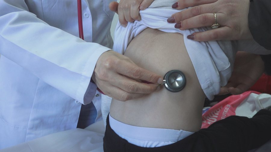 Gripi, 12 mijë të prekur në një javë / Epidemiologët: Më të rrezikuarit janë fëmijët, piku pritet në janar