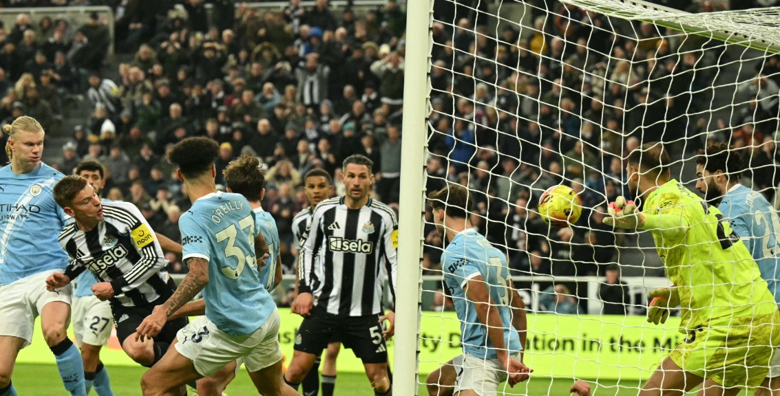 Haaland në ditë të keqe, Man. City zhgënjen sërish. Fitore e madhe për “Qymyrxhinjtë” (video)